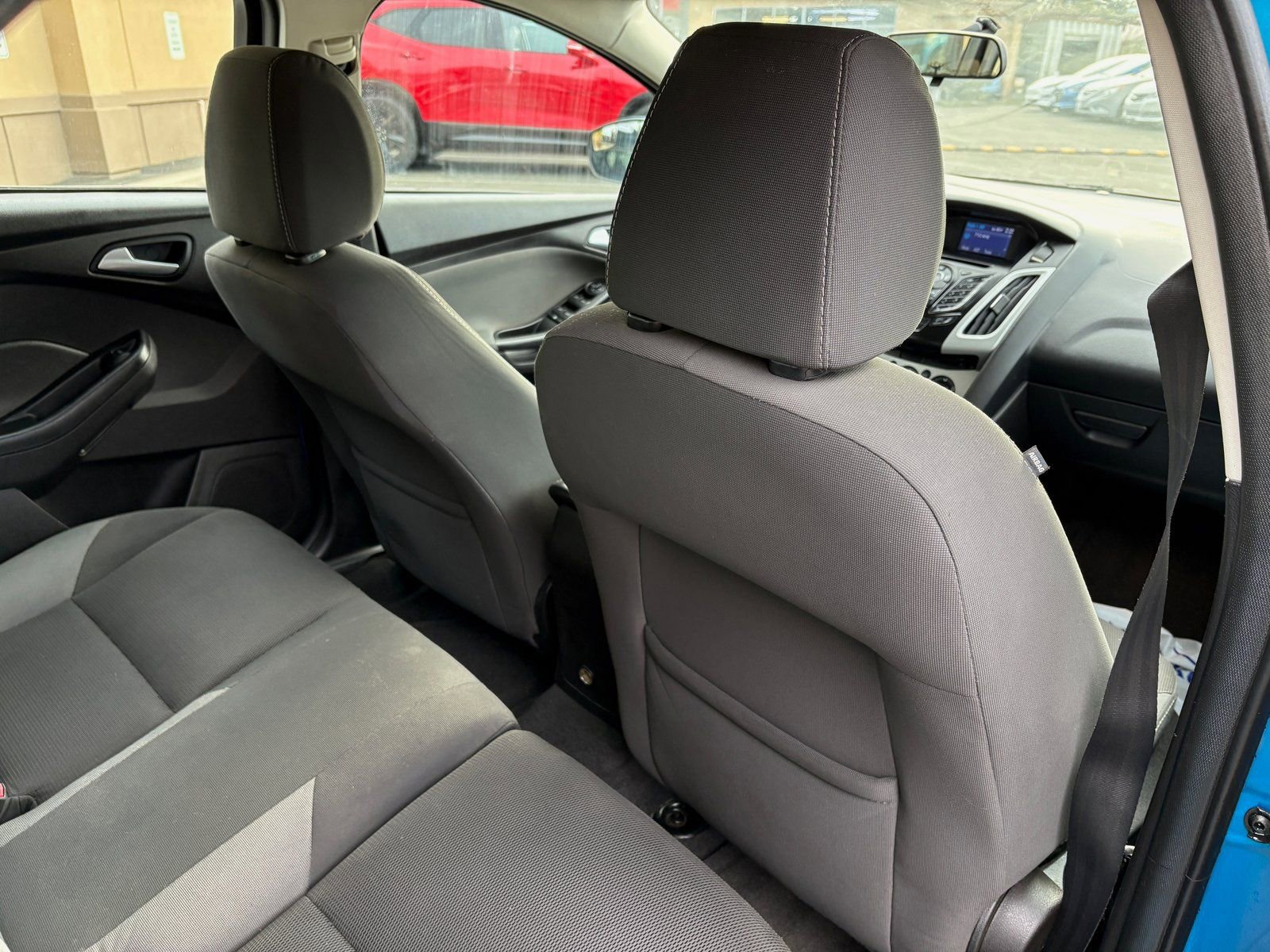 Used 2014 Ford Focus SE FWD image 22