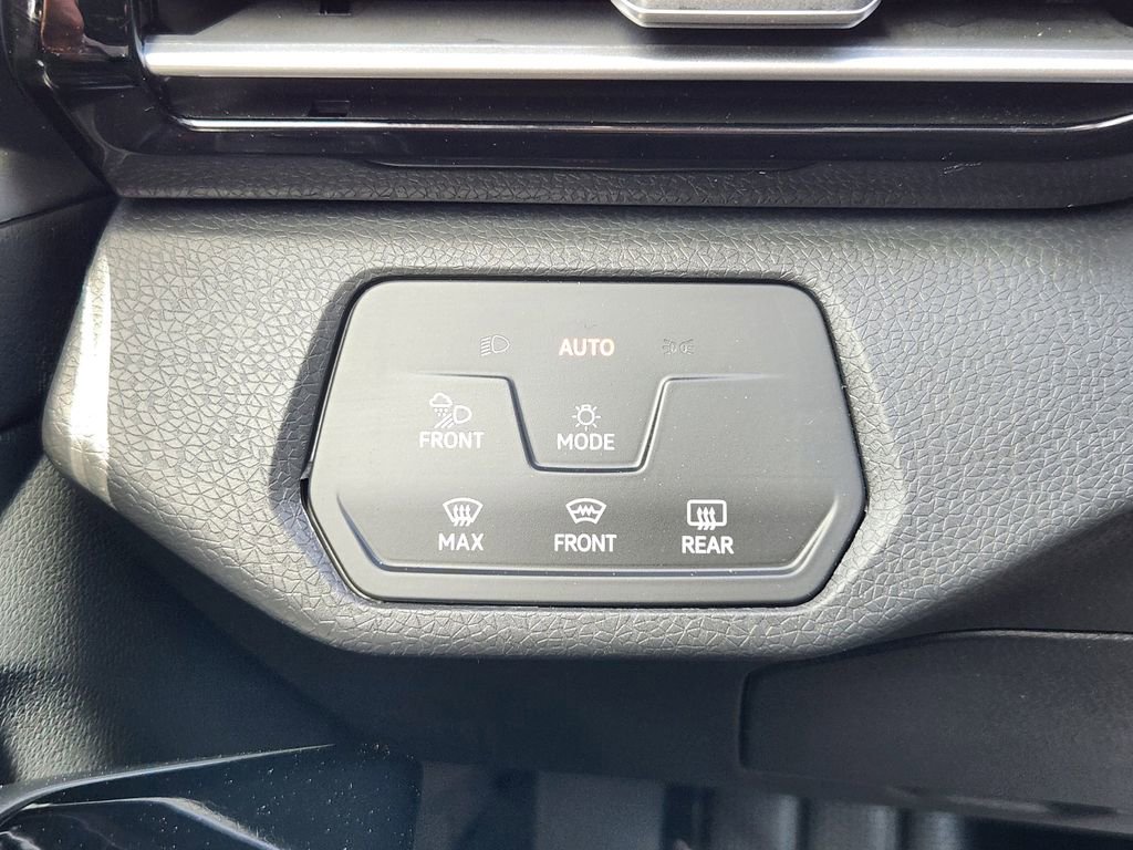 Used 2023 Volkswagen ID.4 Pro S Plus AWD/4WD image 18
