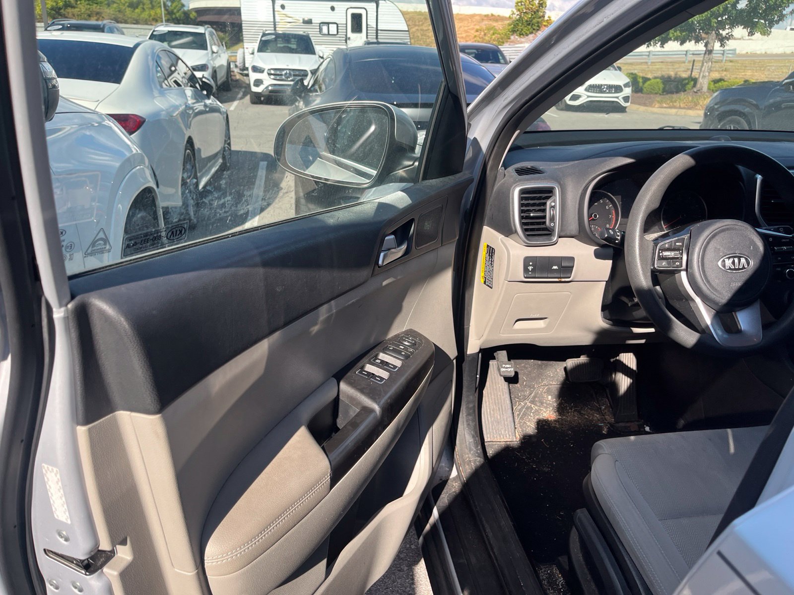 Used 2020 Kia Sportage LX FWD image 12