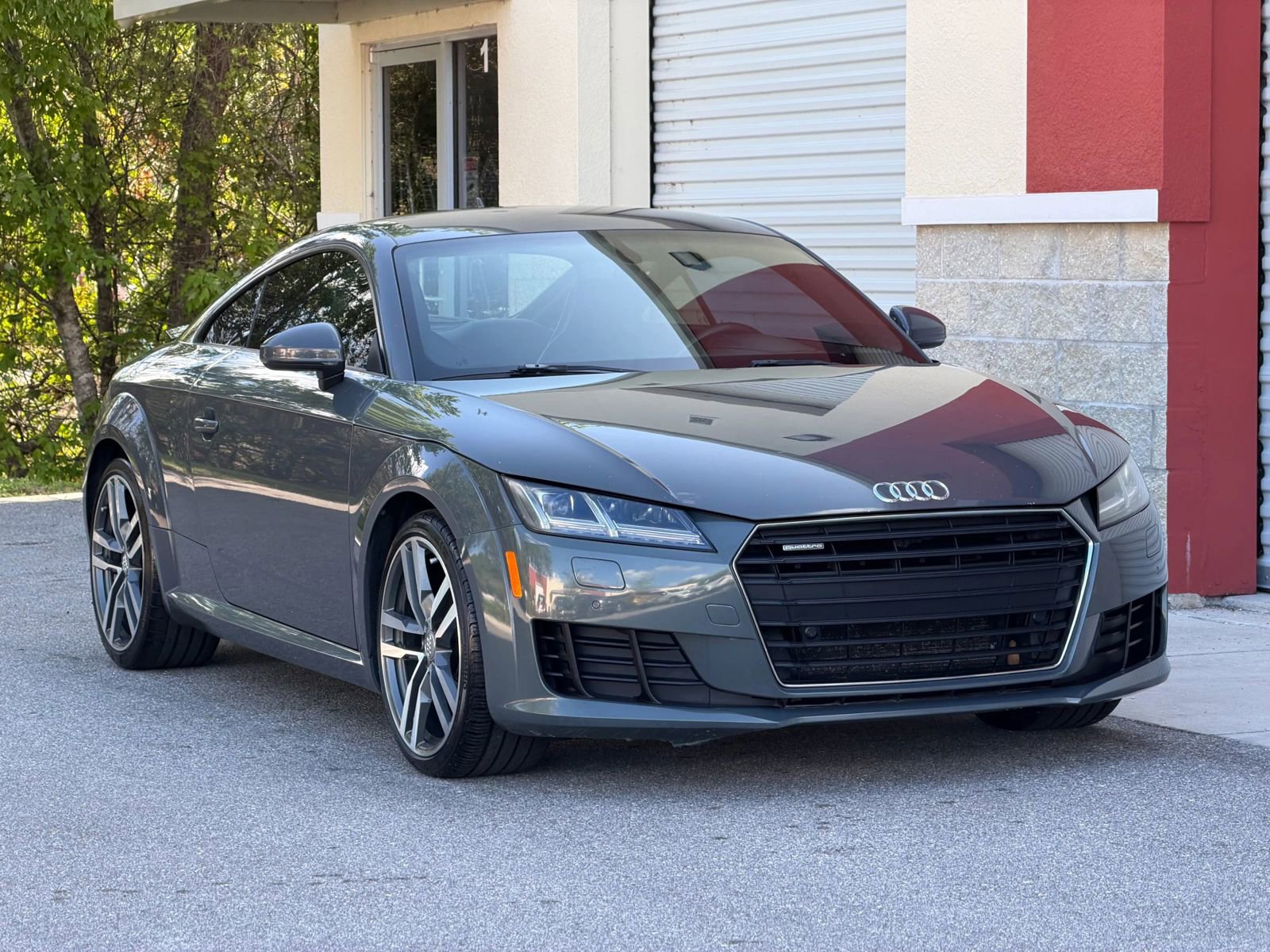 Used 2016 Audi TT 2.0T w/ Technology Package image 2