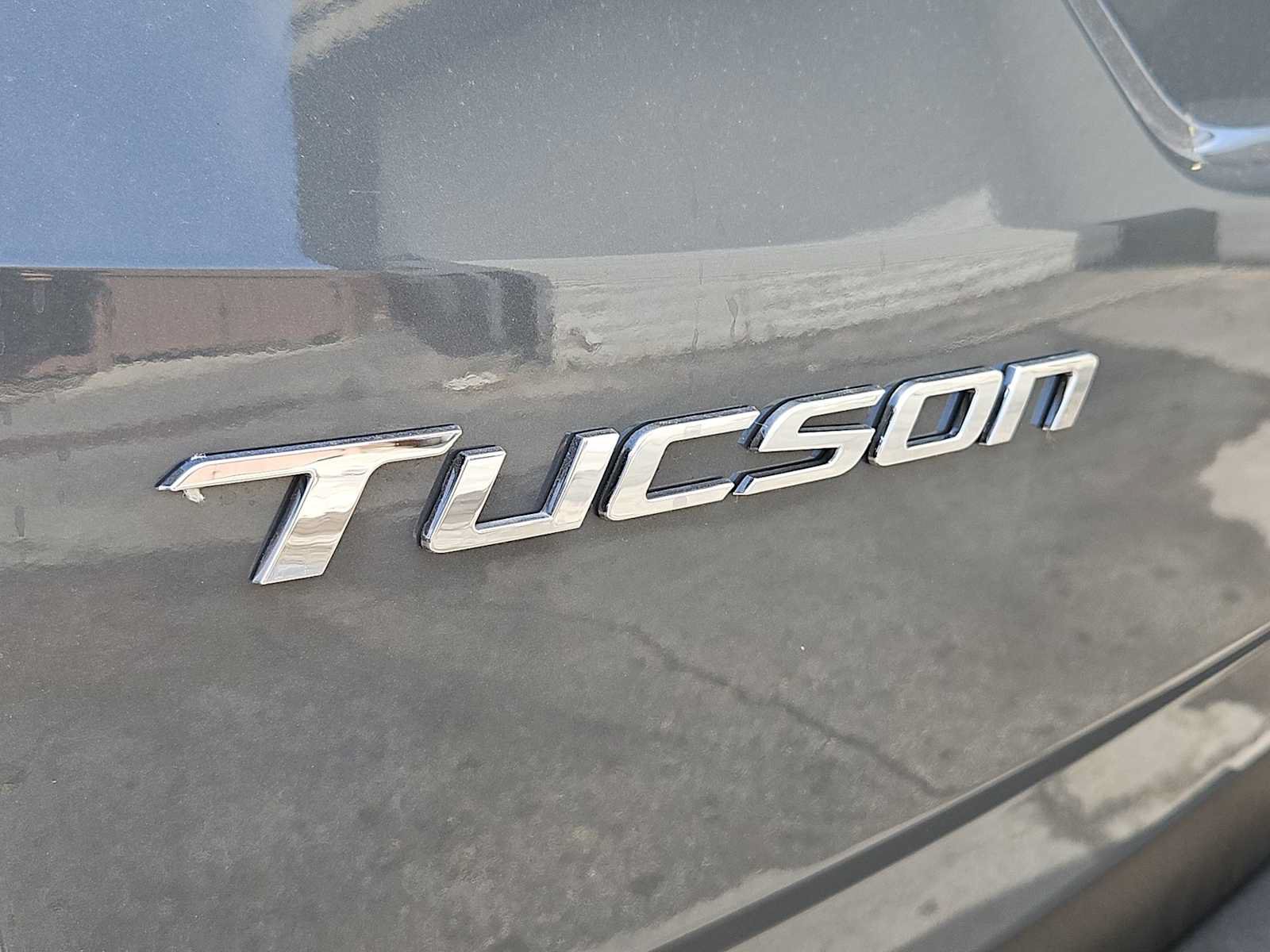 Certified 2024 Hyundai Tucson Limited FWD image 12