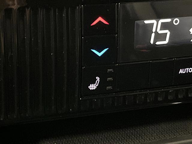 Used 2024 Jeep Wagoneer Series III w/ Convenience Group I image 36