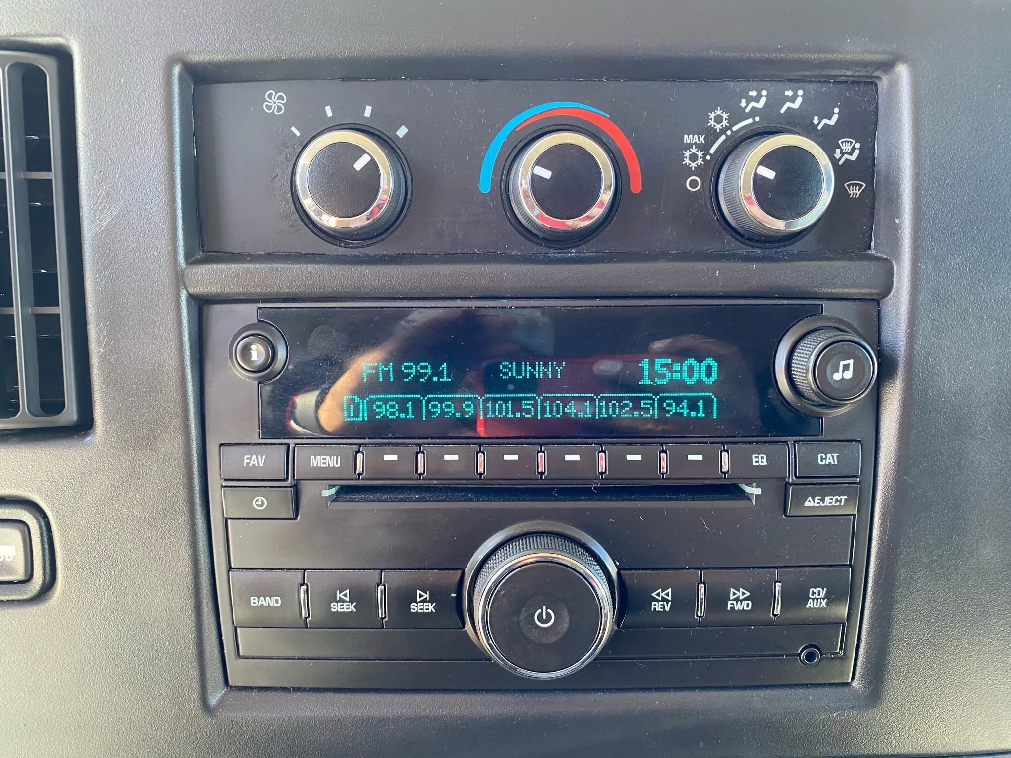 Used 2017 Chevrolet Express 2500 LS image 40