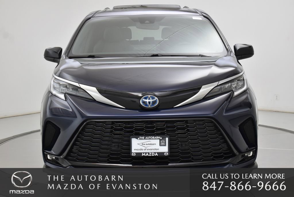 Used 2024 Toyota Sienna XSE AWD/4WD image 12