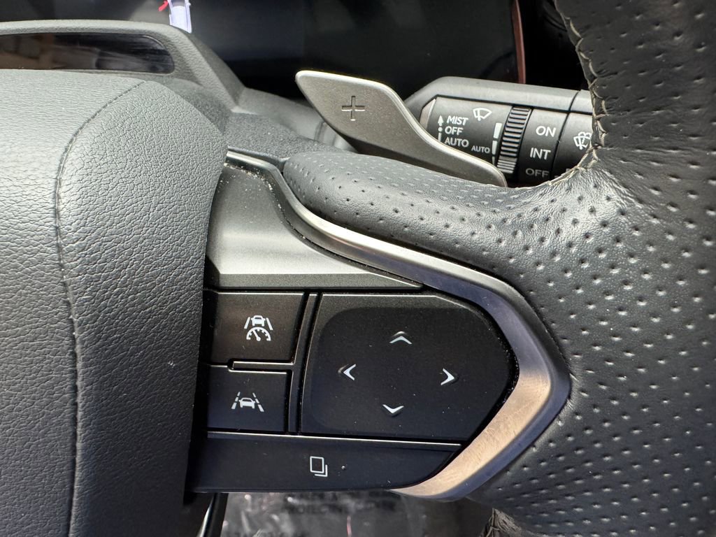 Used 2024 Lexus RX 500h F Sport w/ Convenience Package image 16