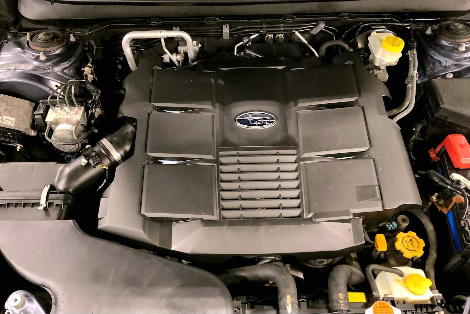 Used 2017 Subaru Outback 3.6R Limited AWD/4WD image 29