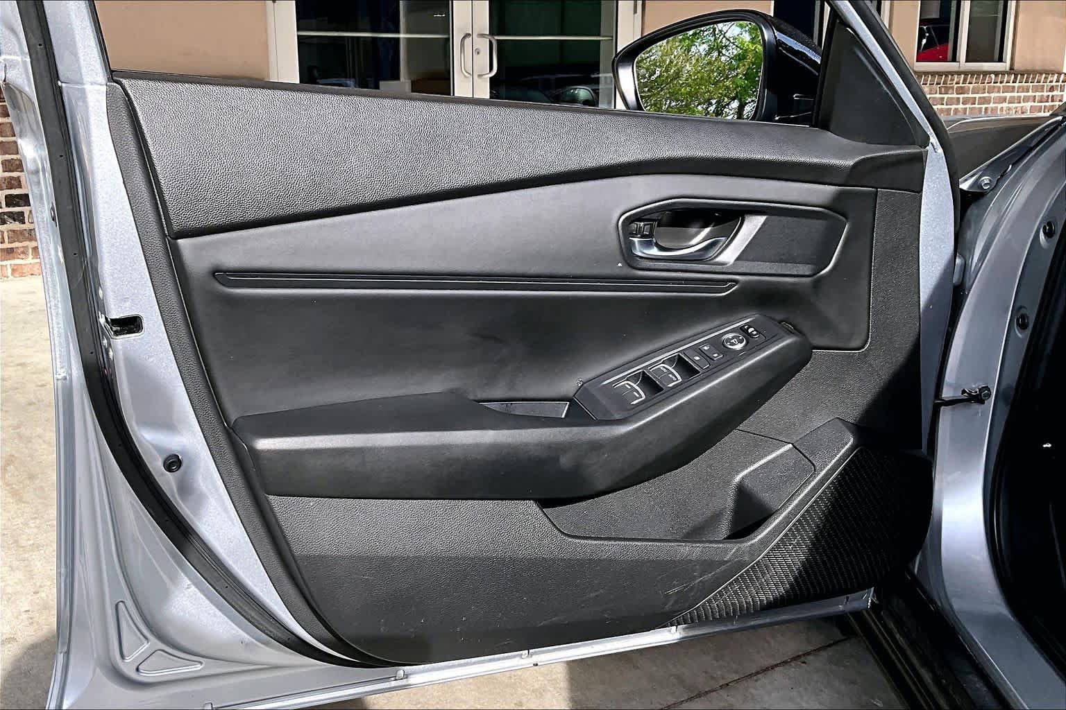 Used 2025 Honda Accord SE image 22