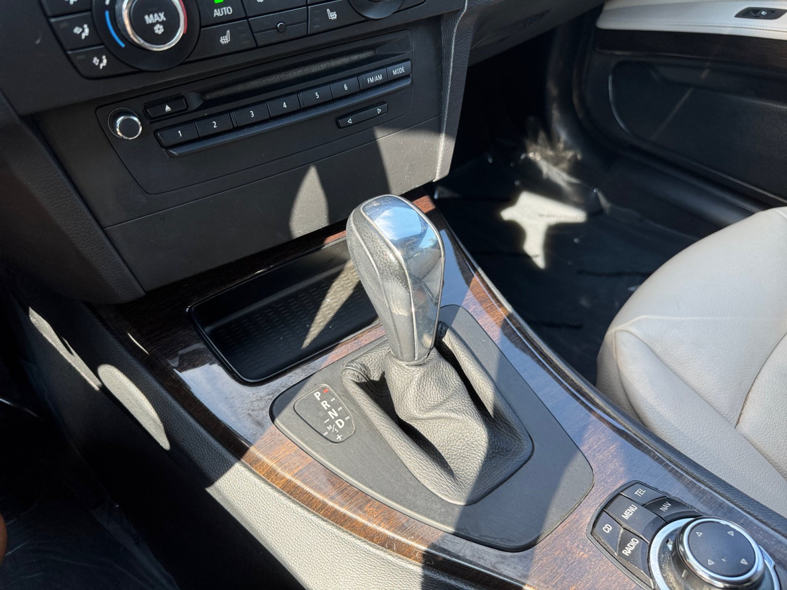 Used 2012 BMW 328i Convertible RWD image 21
