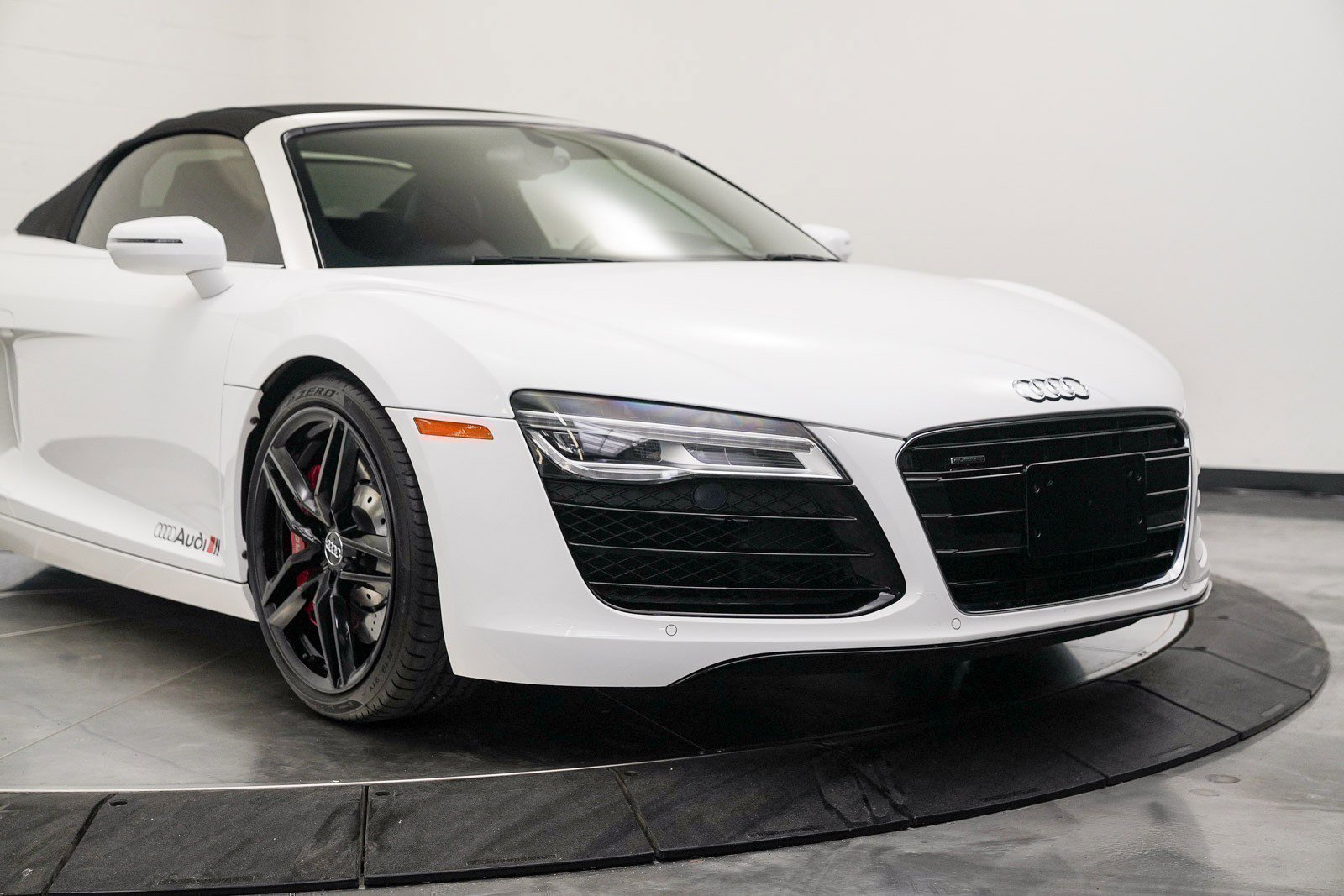 Used 2015 Audi R8 V8 image 15