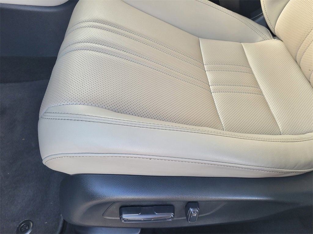 Used 2024 Honda HR-V EX-L image 27