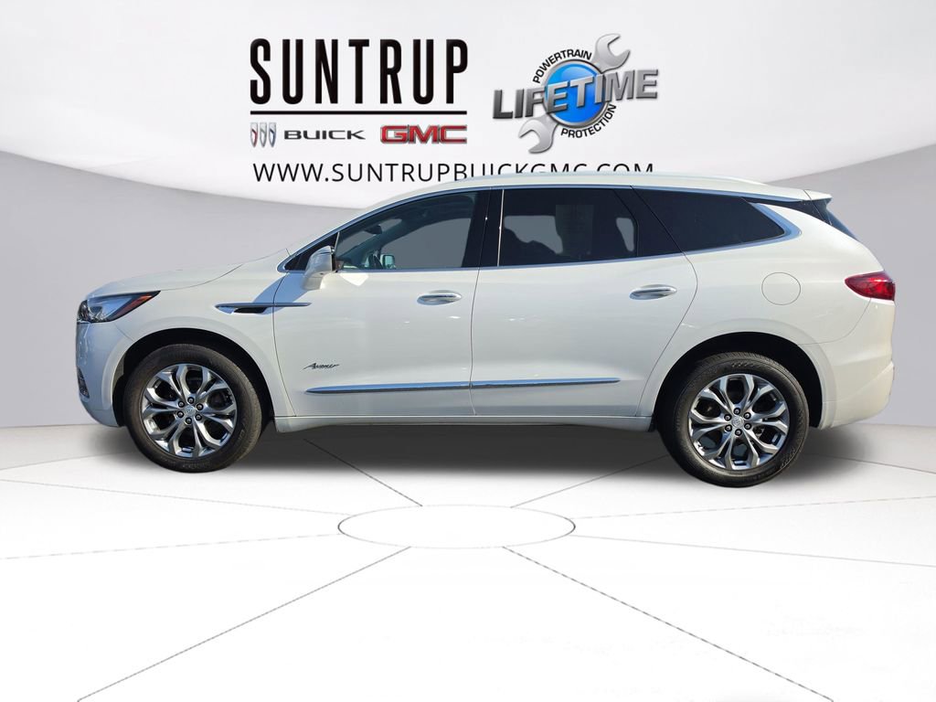 Used 2021 Buick Enclave Avenir w/ Avenir Technology Package image 2
