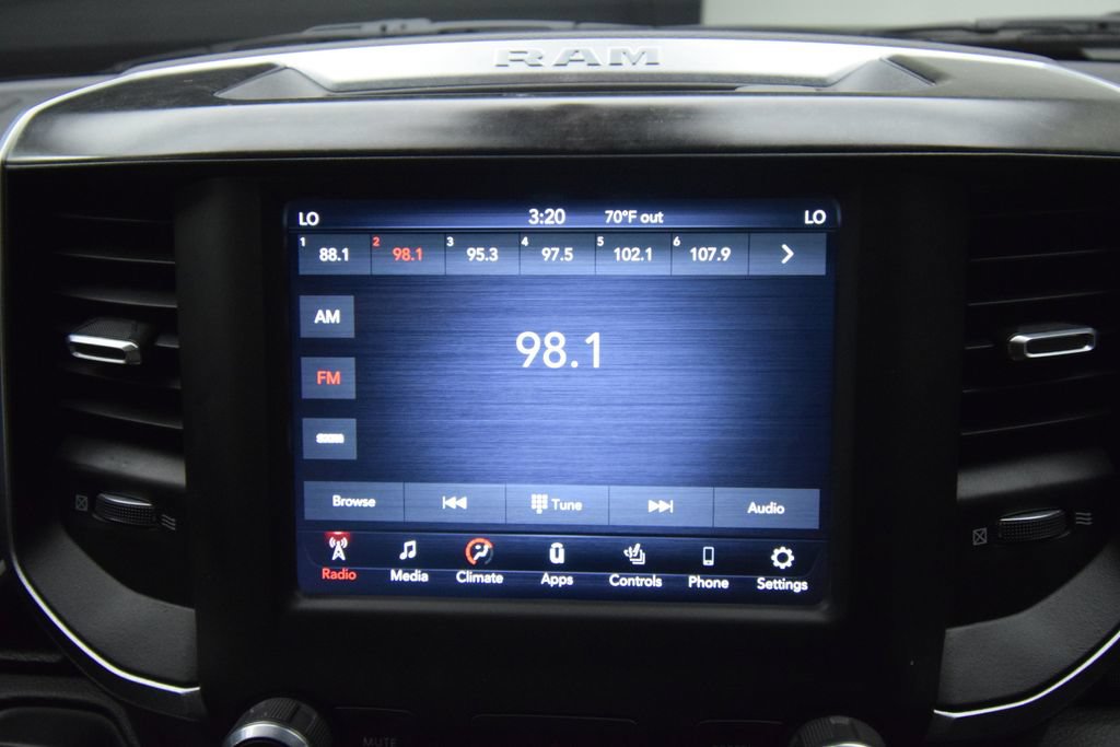 Used 2019 RAM 1500 Big Horn AWD/4WD image 15