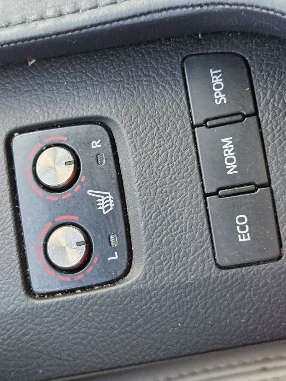 Used 2015 Toyota Avalon XLE Touring FWD image 15