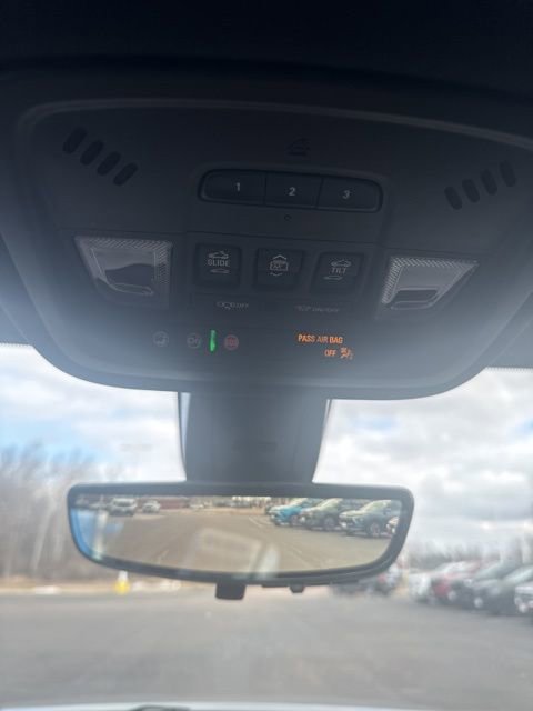 Used 2023 Chevrolet Traverse Premier w/ LPO, Floor Liner Package image 20