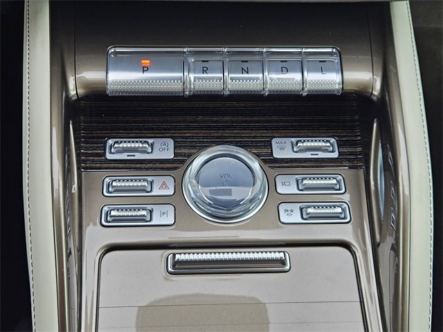 New 2026 Lincoln Nautilus Black Label image 18