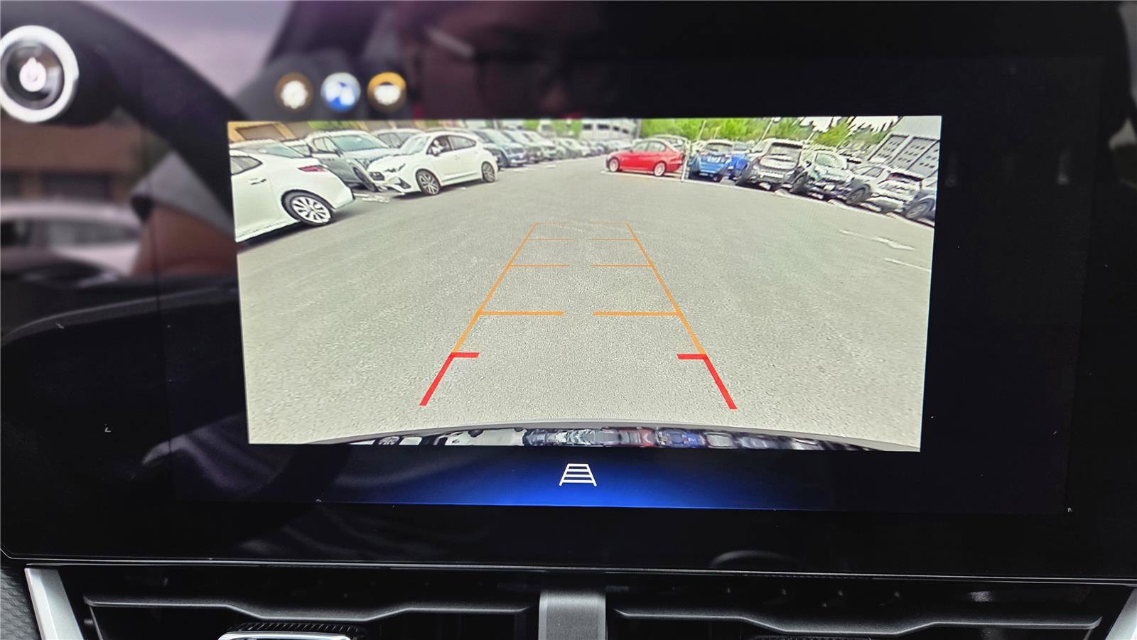 Used 2025 Chevrolet Equinox LT AWD/4WD image 22