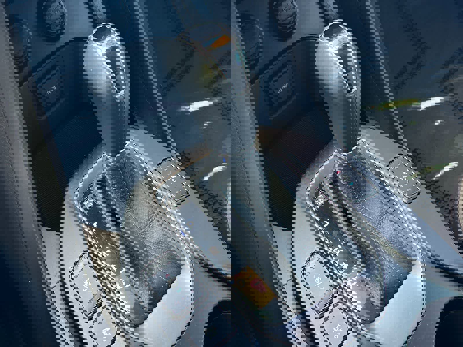 Used 2015 Hyundai Santa Fe Limited w/ Option Group 04 image 24