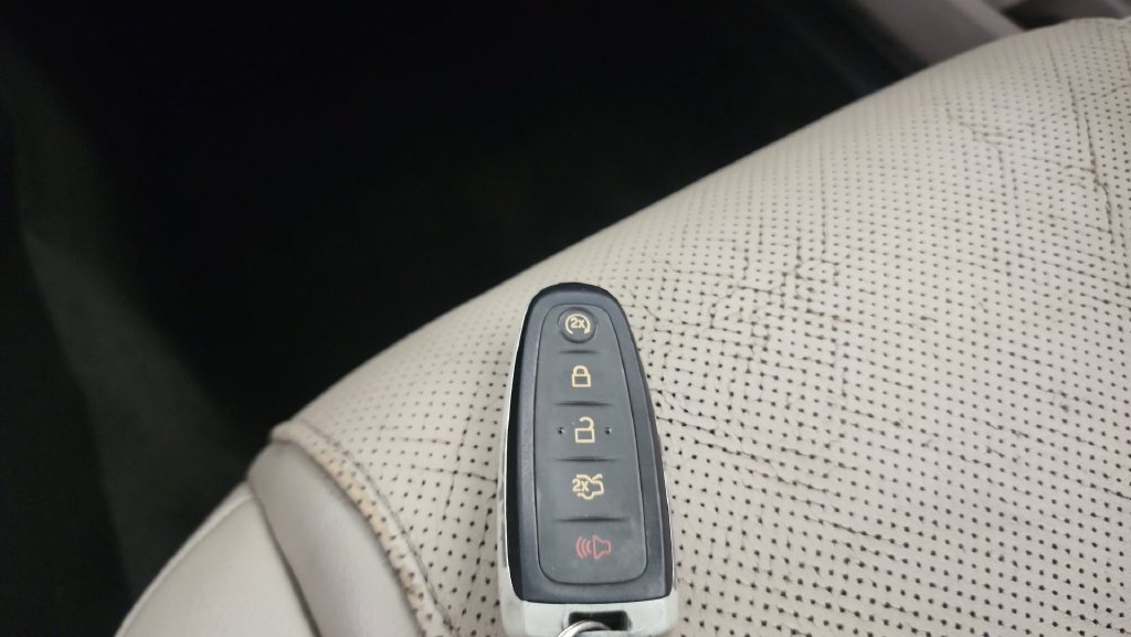 Used 2015 Ford Explorer Limited w/ Equipment Group 303A FWD image 20