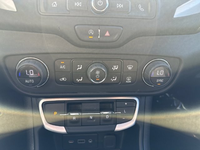 Certified 2024 GMC Terrain SLE w/ Driver Convenience Package FWD image 26