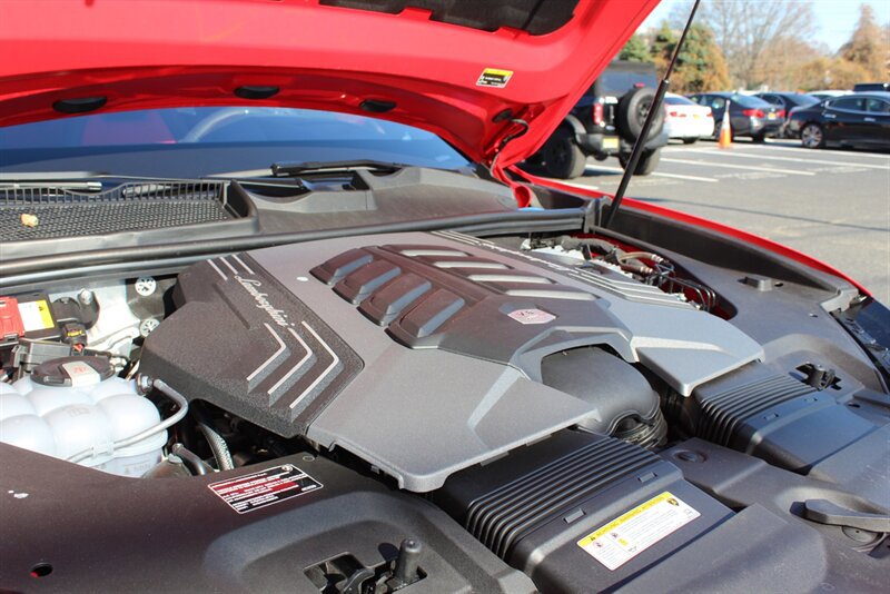 Used 2019 Lamborghini Urus AWD/4WD image 37