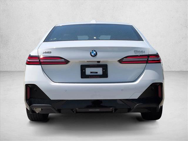 Used 2026 BMW 530i xDrive AWD/4WD image 7
