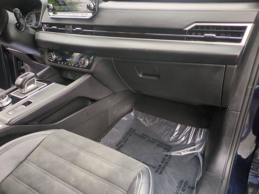 Used 2024 Mitsubishi Outlander AWD image 18