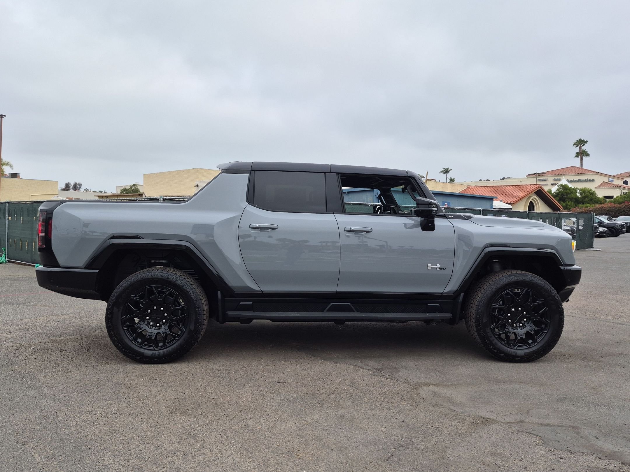 New 2026 GMC Hummer EV 4x4 Crew Cab image 6