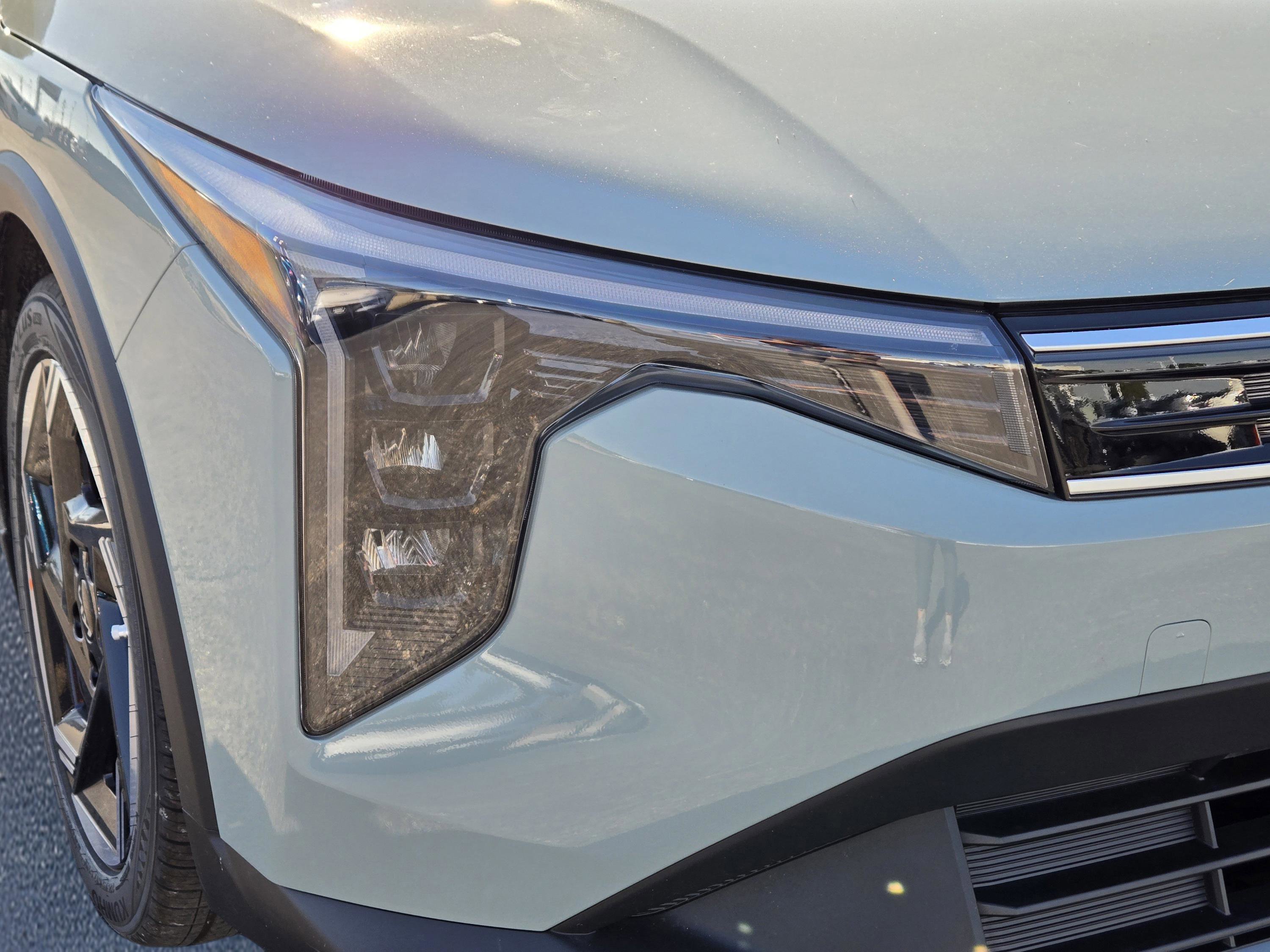 New 2025 Kia K4 EX image 3