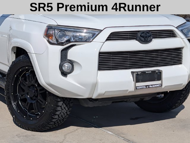 Used 2017 Toyota 4Runner SR5 Premium RWD image 3