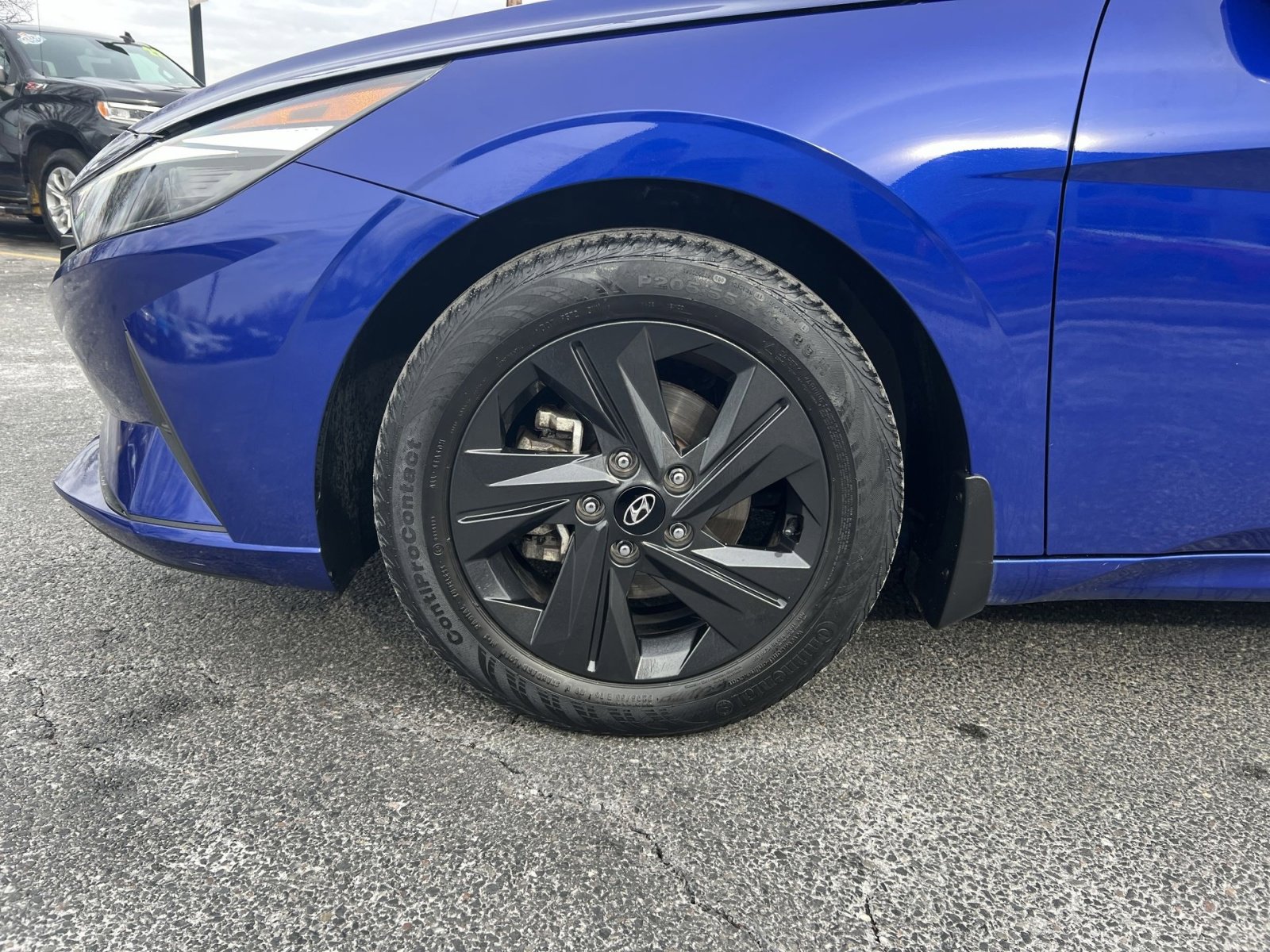 Used 2023 Hyundai Elantra SEL image 12