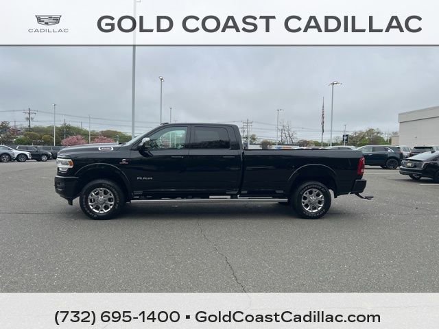 Used 2022 RAM 3500 Laramie AWD/4WD image 2