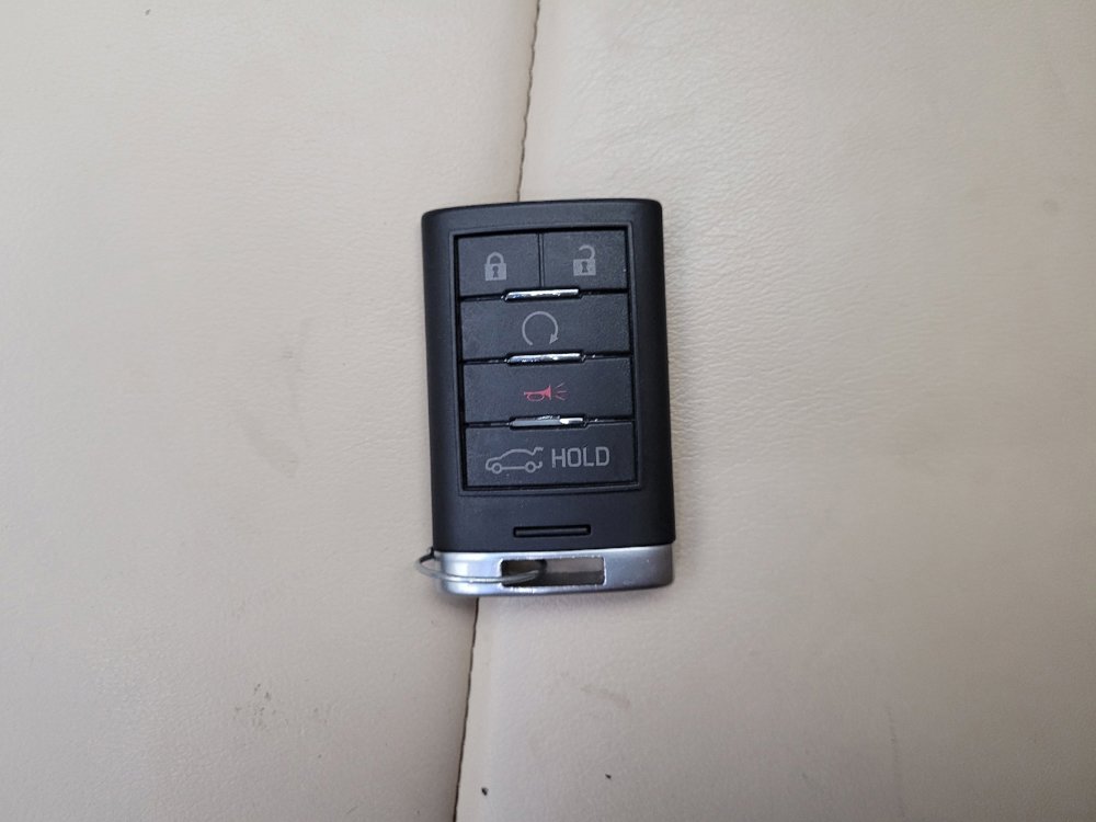 Used 2016 Cadillac ELR FWD image 32