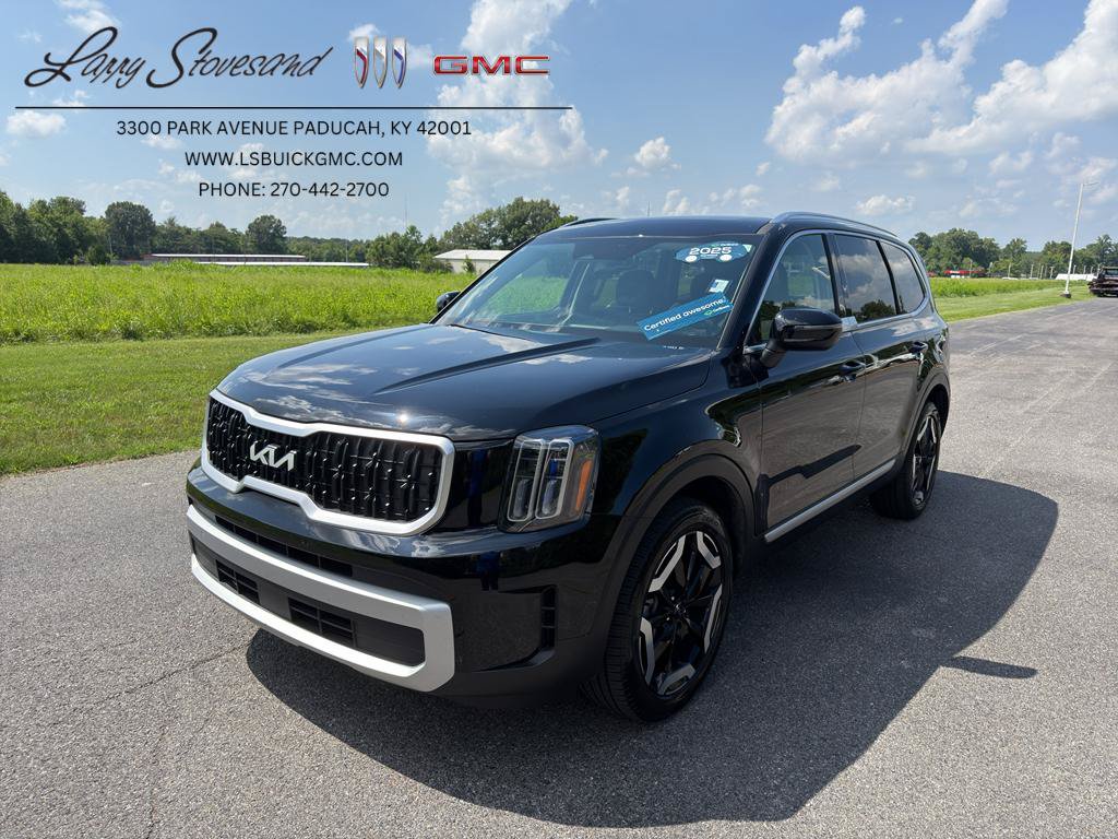 Used 2025 Kia Telluride EX w/ EX Captain's Chair Package