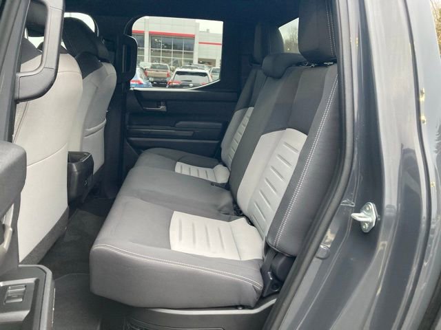 Certified 2024 Toyota Tacoma TRD Off-Road AWD/4WD image 17