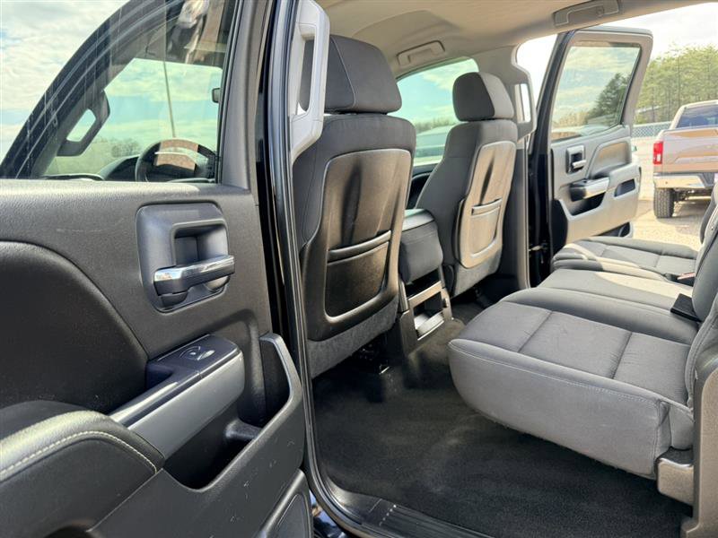 Used 2015 Chevrolet Silverado 2500 LT w/ LT Convenience Package AWD/4WD image 18
