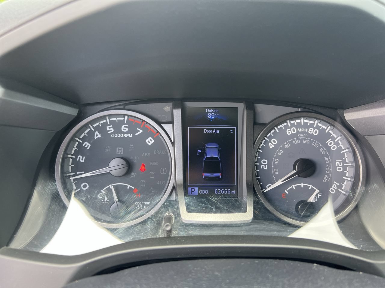 Used 2020 Toyota Tacoma TRD Sport AWD/4WD image 21