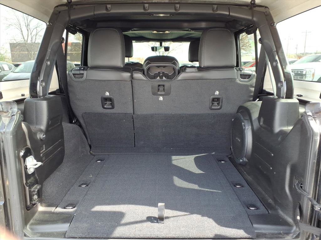 Used 2021 Jeep Wrangler Unlimited Sahara image 29