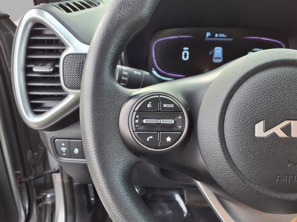 Used 2024 Kia Soul LX w/ Option Group 015 image 13