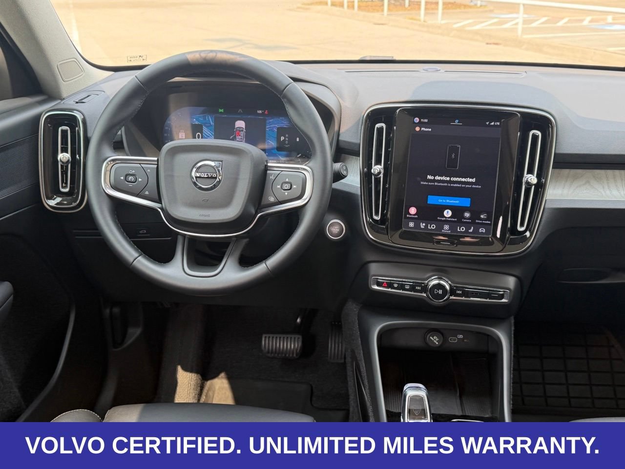 Certified 2026 Volvo XC40 B5 Plus AWD/4WD image 13
