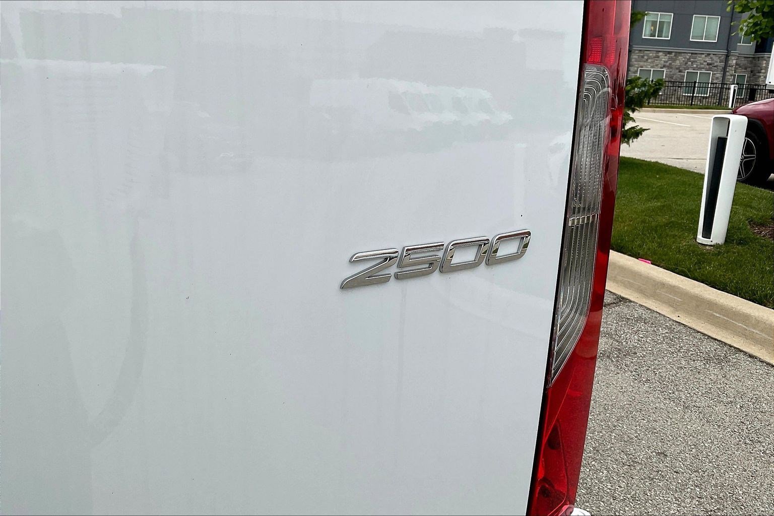 Used 2025 Mercedes-Benz Sprinter 2500 image 22