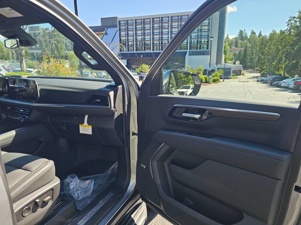 New 2026 Chevrolet Tahoe LT w/ Comfort Package AWD/4WD image 12