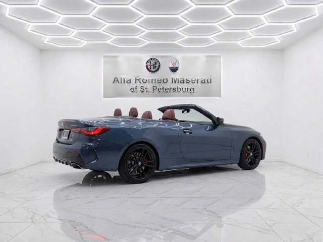 Used 2022 BMW M440i Convertible RWD image 5