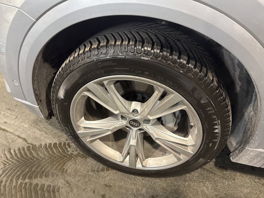 Used 2022 Audi Q8 Premium Plus image 21