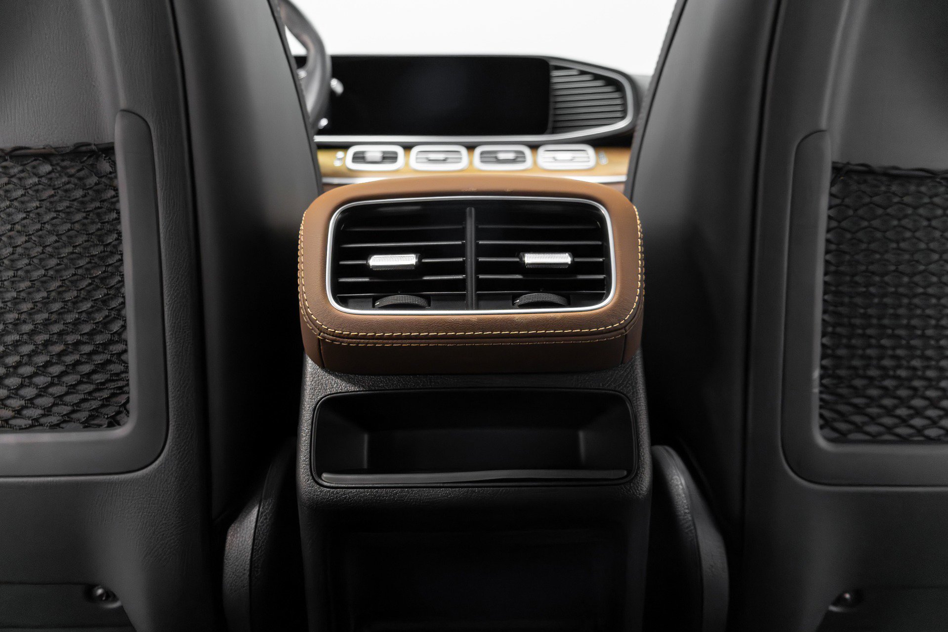 Used 2024 Mercedes-Benz GLE 53 AMG 4MATIC Coupe image 27