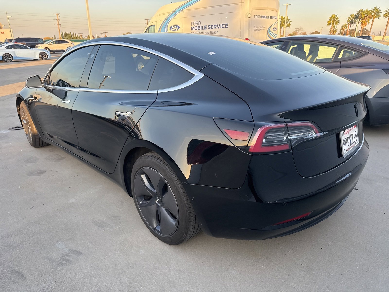 Used 2020 Tesla Model 3 Standard Range Plus image 2