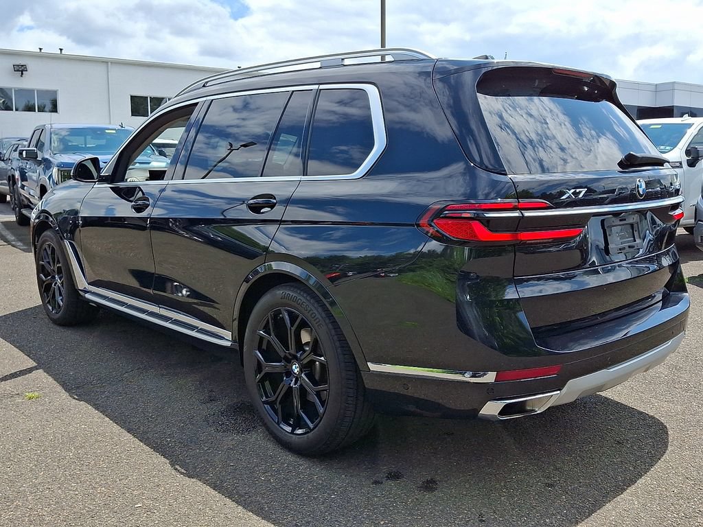 Used 2026 BMW X7 xDrive40i AWD/4WD image 4