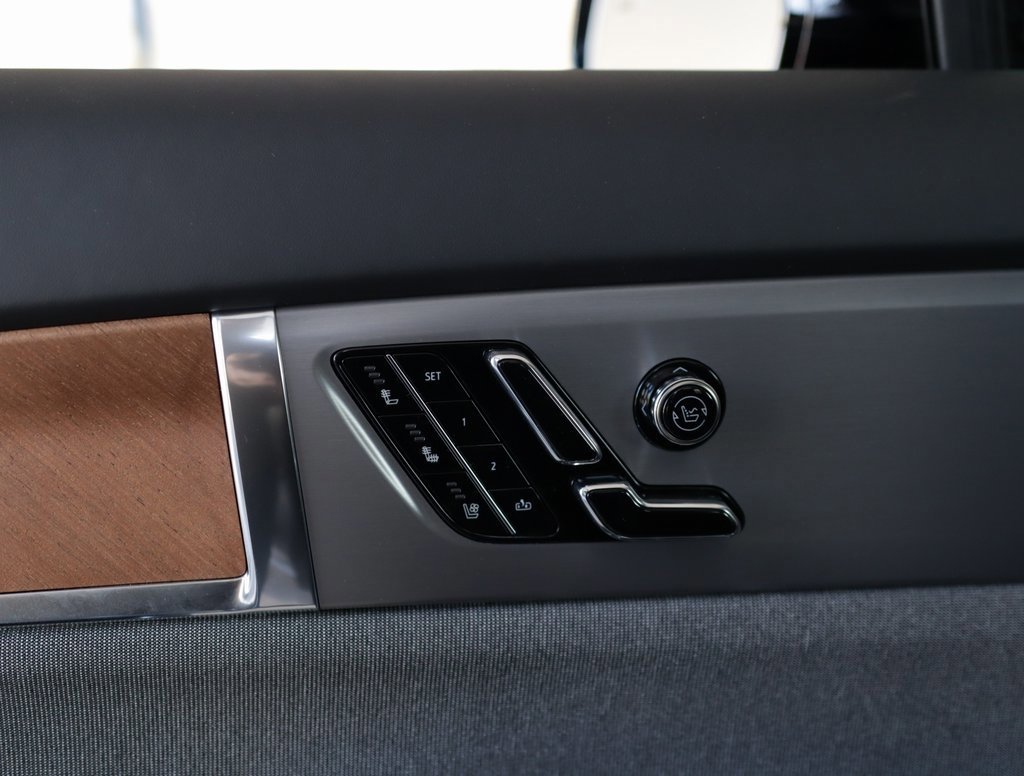 New 2026 Cadillac Vistiq Premium Luxury image 33