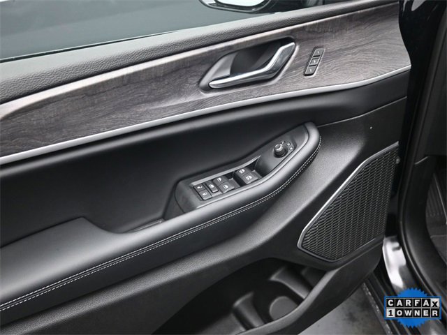 Used 2025 Jeep Grand Cherokee Limited w/ Luxury Tech Group II image 22