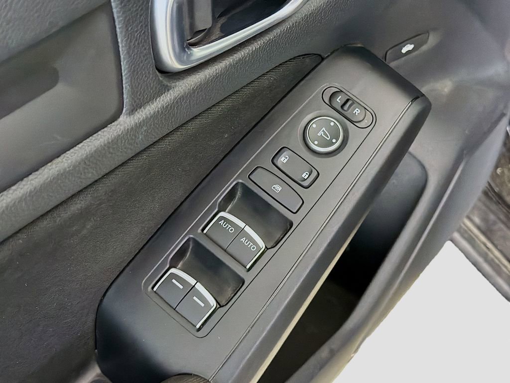 Used 2025 Honda Civic Sport image 18