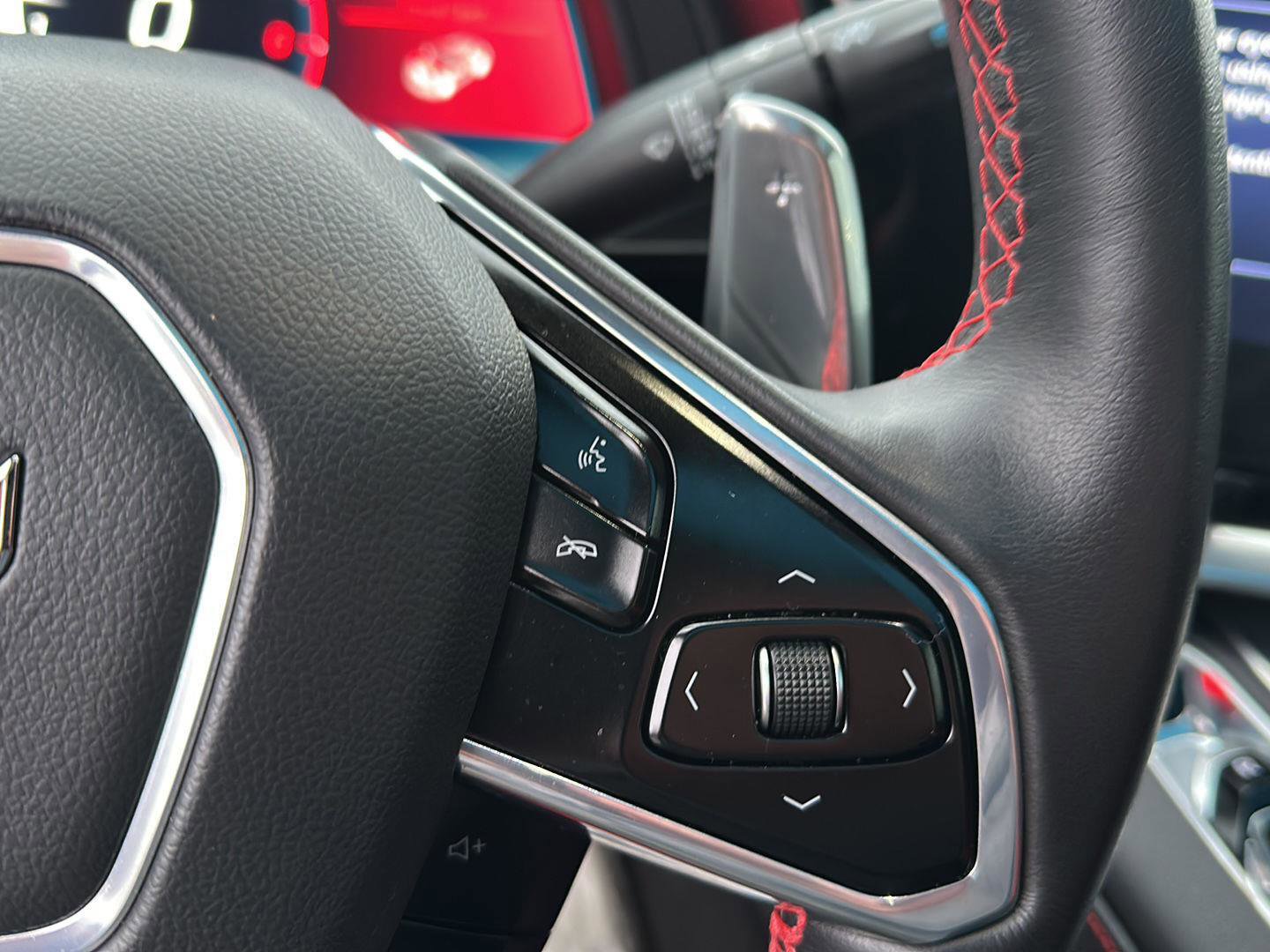 Used 2023 Chevrolet Corvette Stingray Coupe w/ Z51 Performance Package image 19